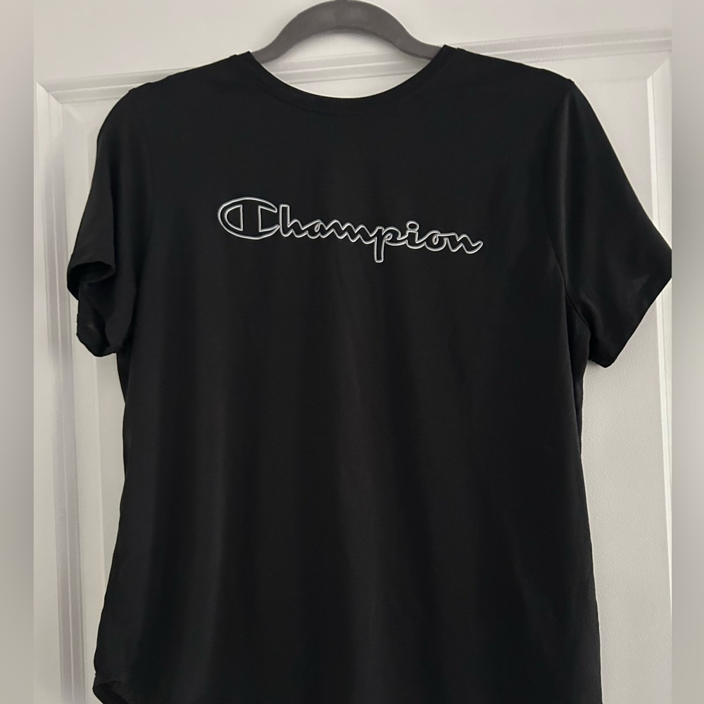 Champion Tee NWOT